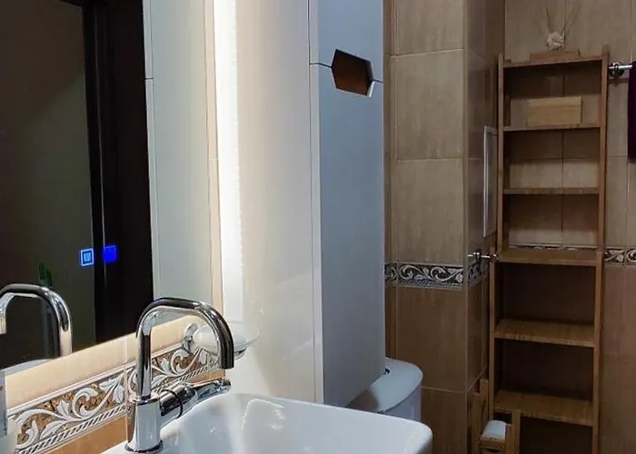 приказното място - The Fairytale Place סמוליאן